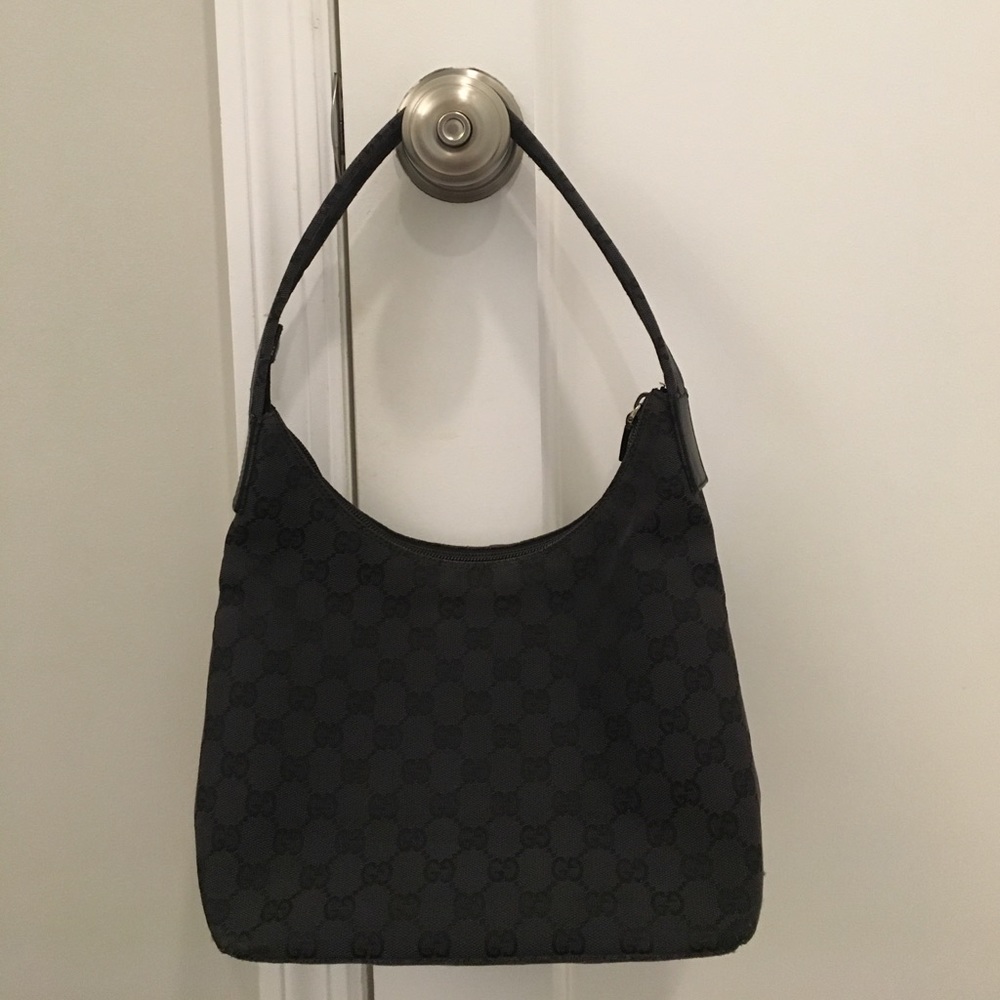 Authentic black nylon Gucci shoulder handbag