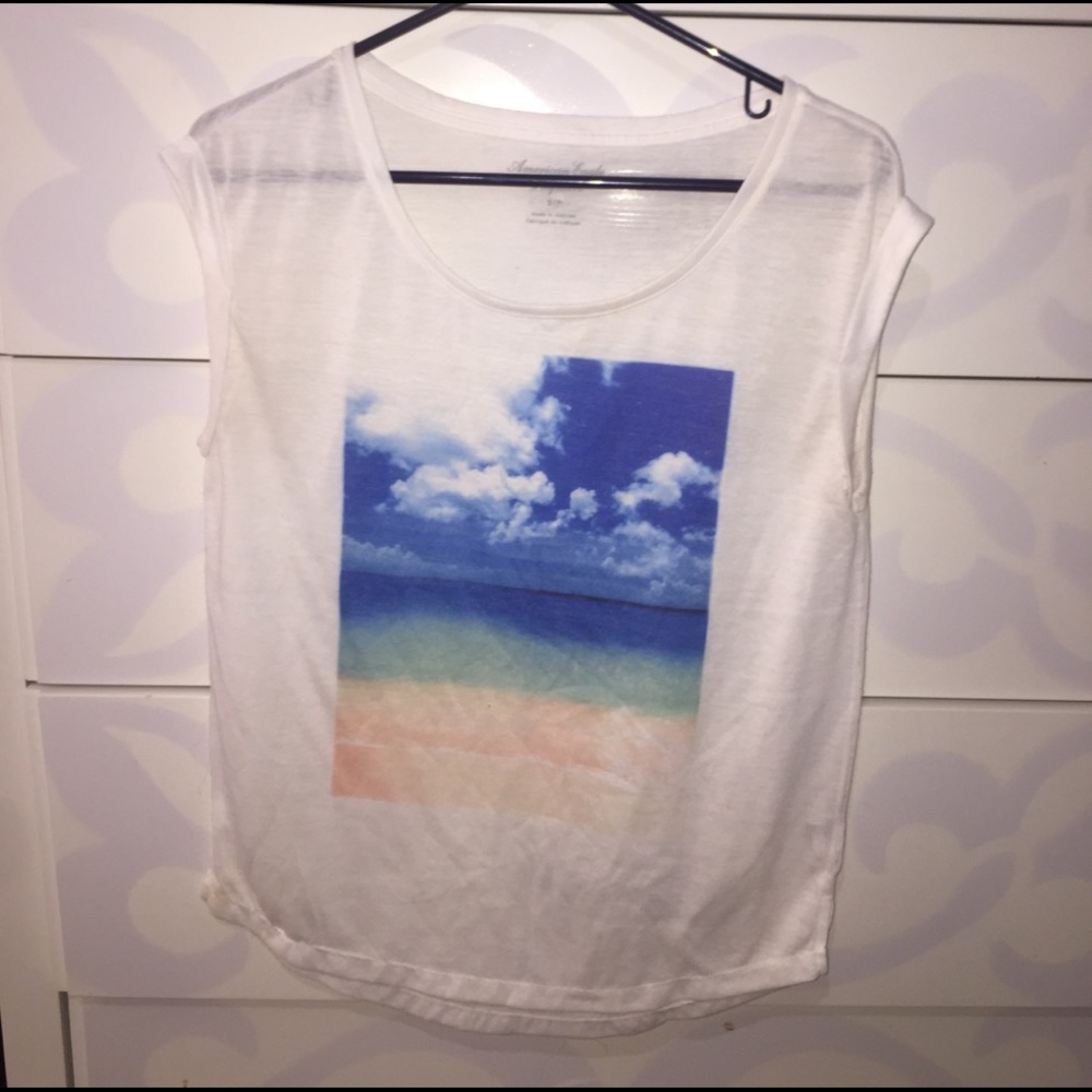 Comfy& cute white T shirt