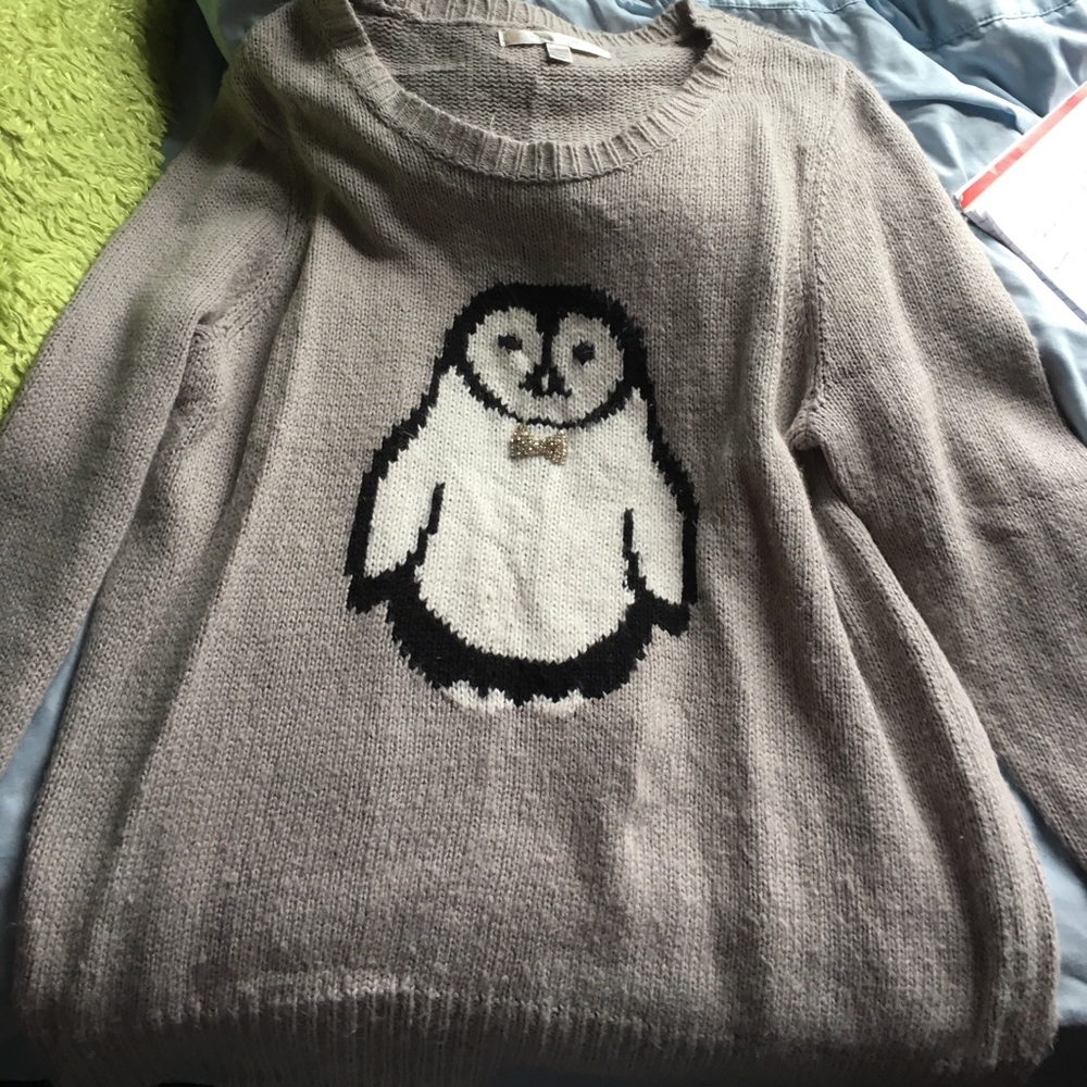 Grey knot sweater