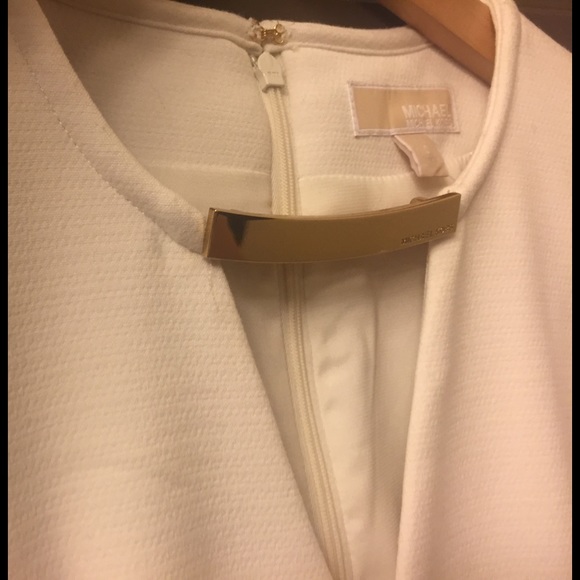 Michael Kors off white dress w/gold bar - Picture 3 of 3