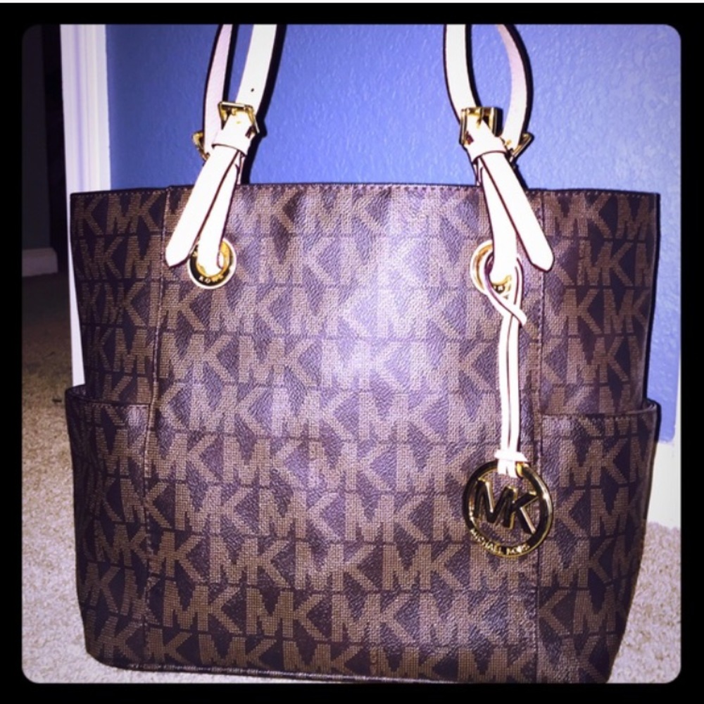 MK Purse