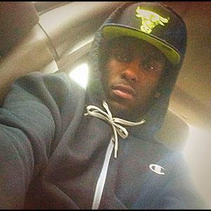 Meet your Posher, Travis