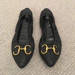 Authentic Gucci Black leather buckle ballet flats