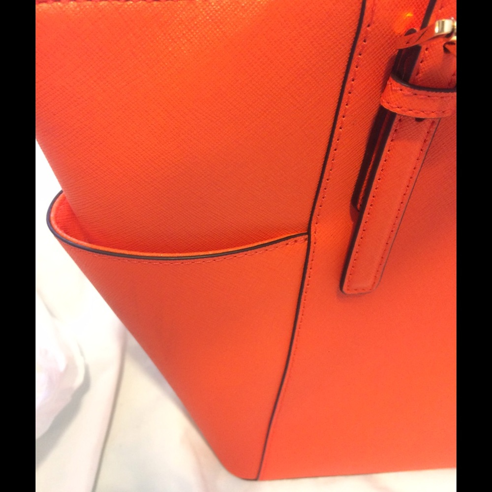 MICHAEL Michael Kors Large Jet Set - Picture 6 of 8