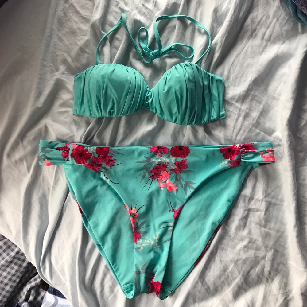 Turquoise floral bandeau bikini