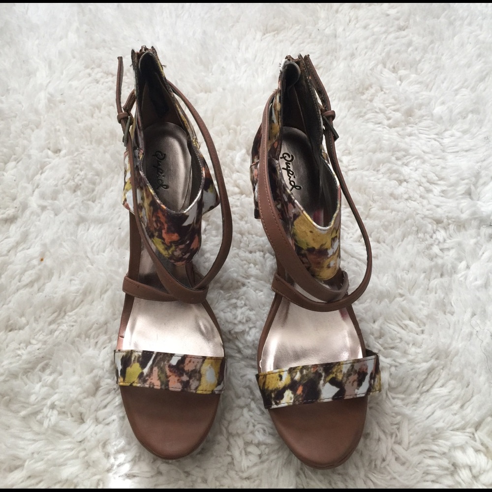Quipid Wedges