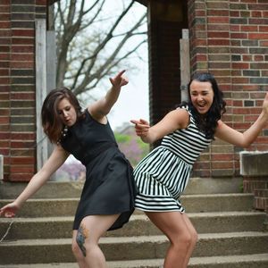 Meet your Posher, Cari