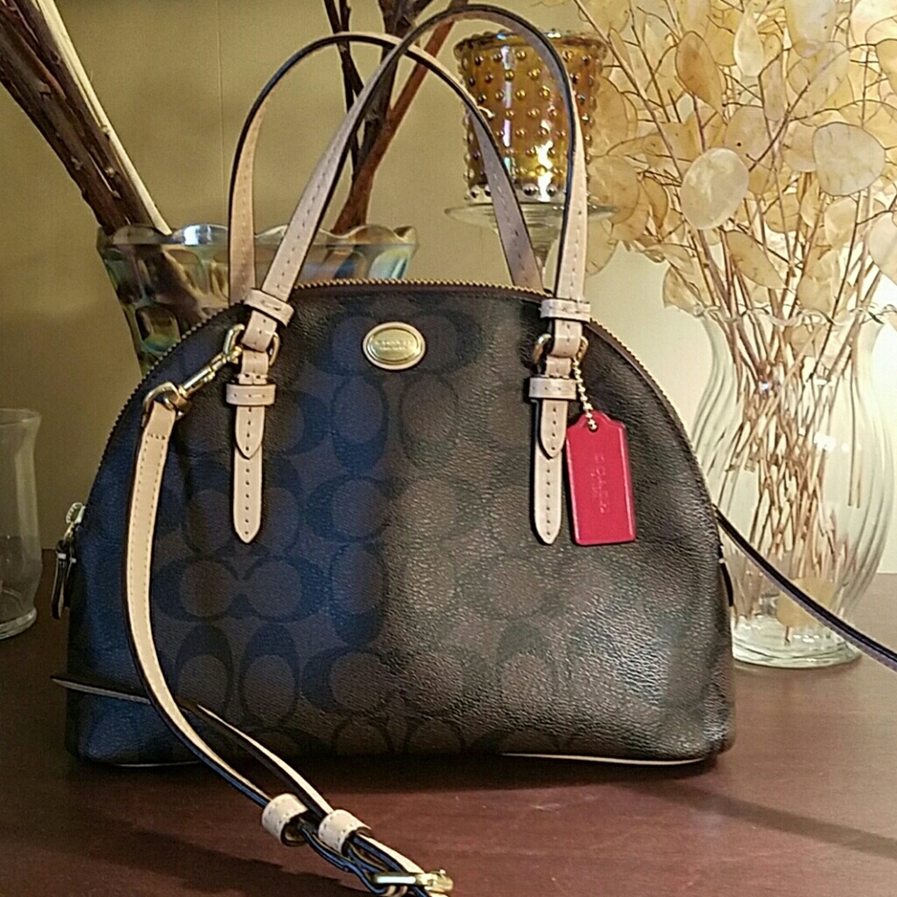 ONE HR SALE!Coach Peyton Signature Domed Cora MINI