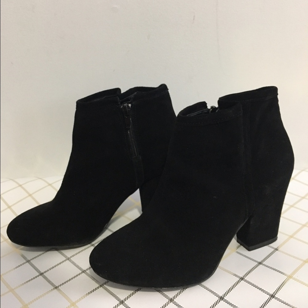 Shoemint Esther booties 👢