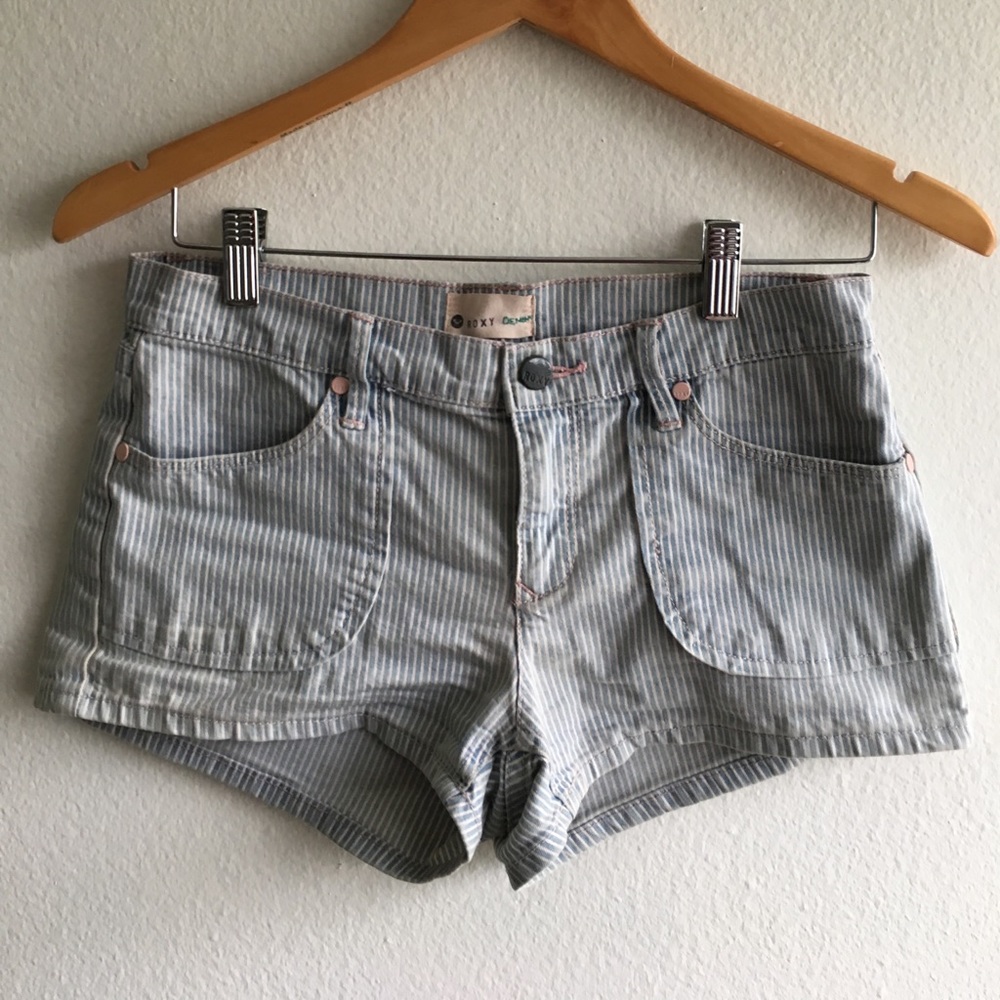 Roxy shorts