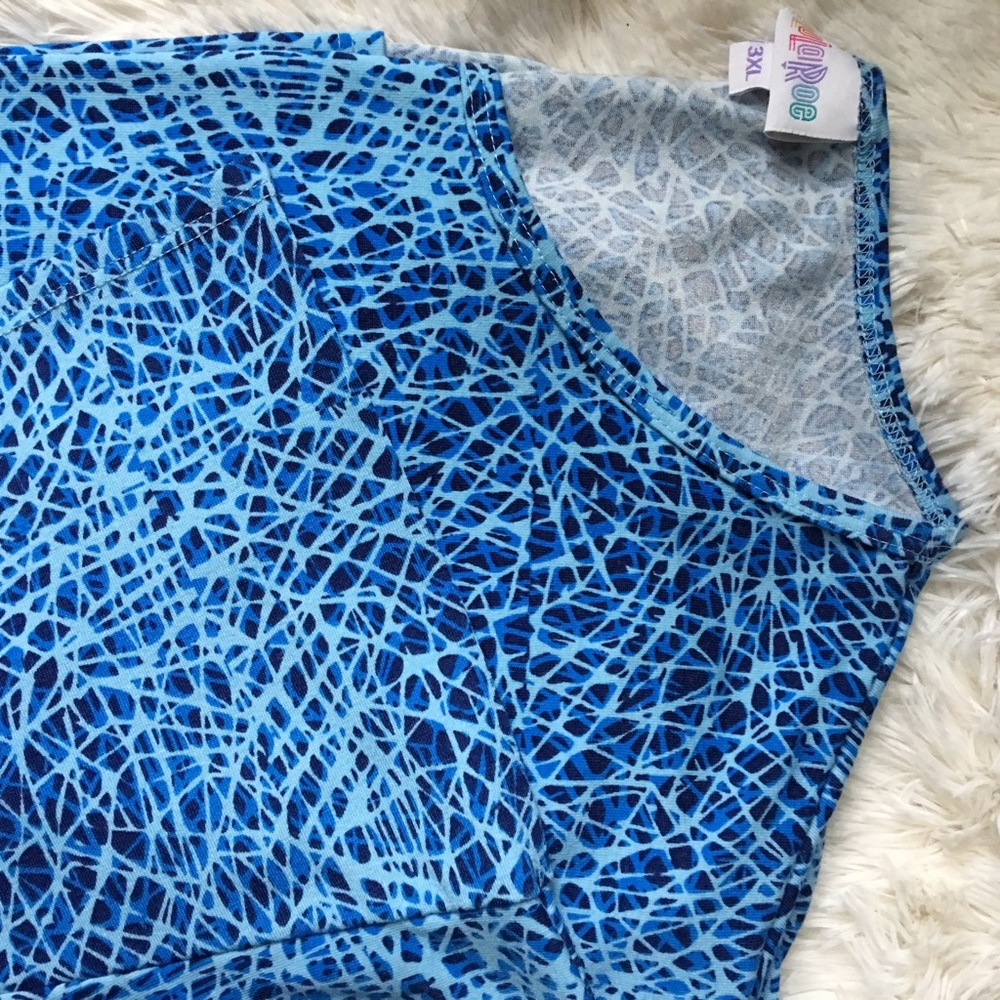 LuLaRoe Irma Tunic 3x Blue Water
