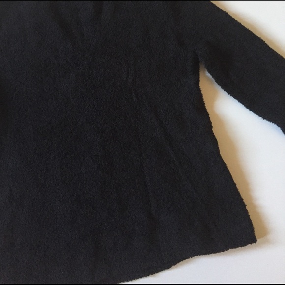 Shu Shu Black Sweater - Picture 7 of 7