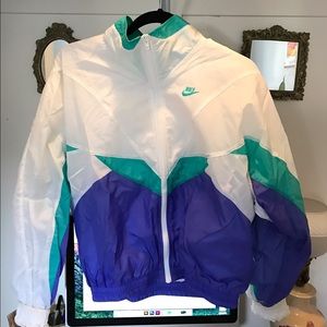 Nike windbreaker