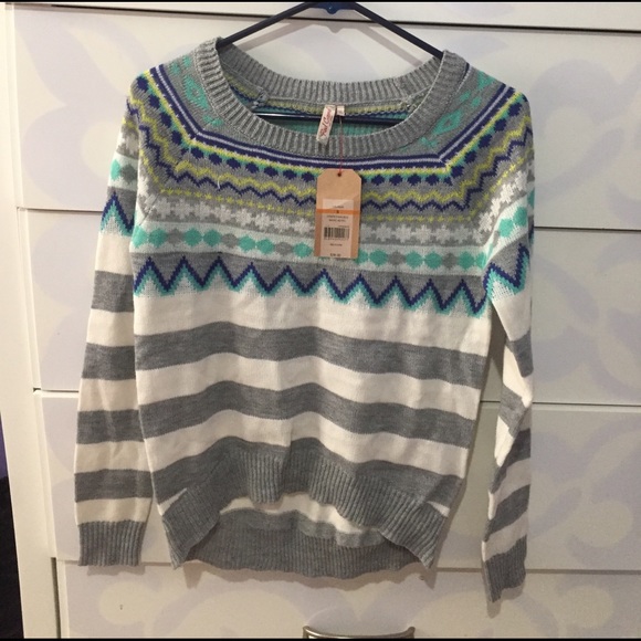 Sweater - Picture 2 of 2