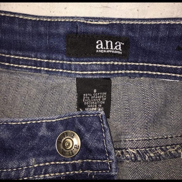 Jeans - Picture 2 of 2