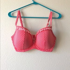 Pink polka dot underwire swim top. Size 32 G.