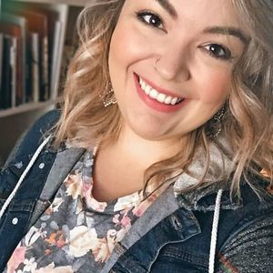 Meet your Posher, Hayley