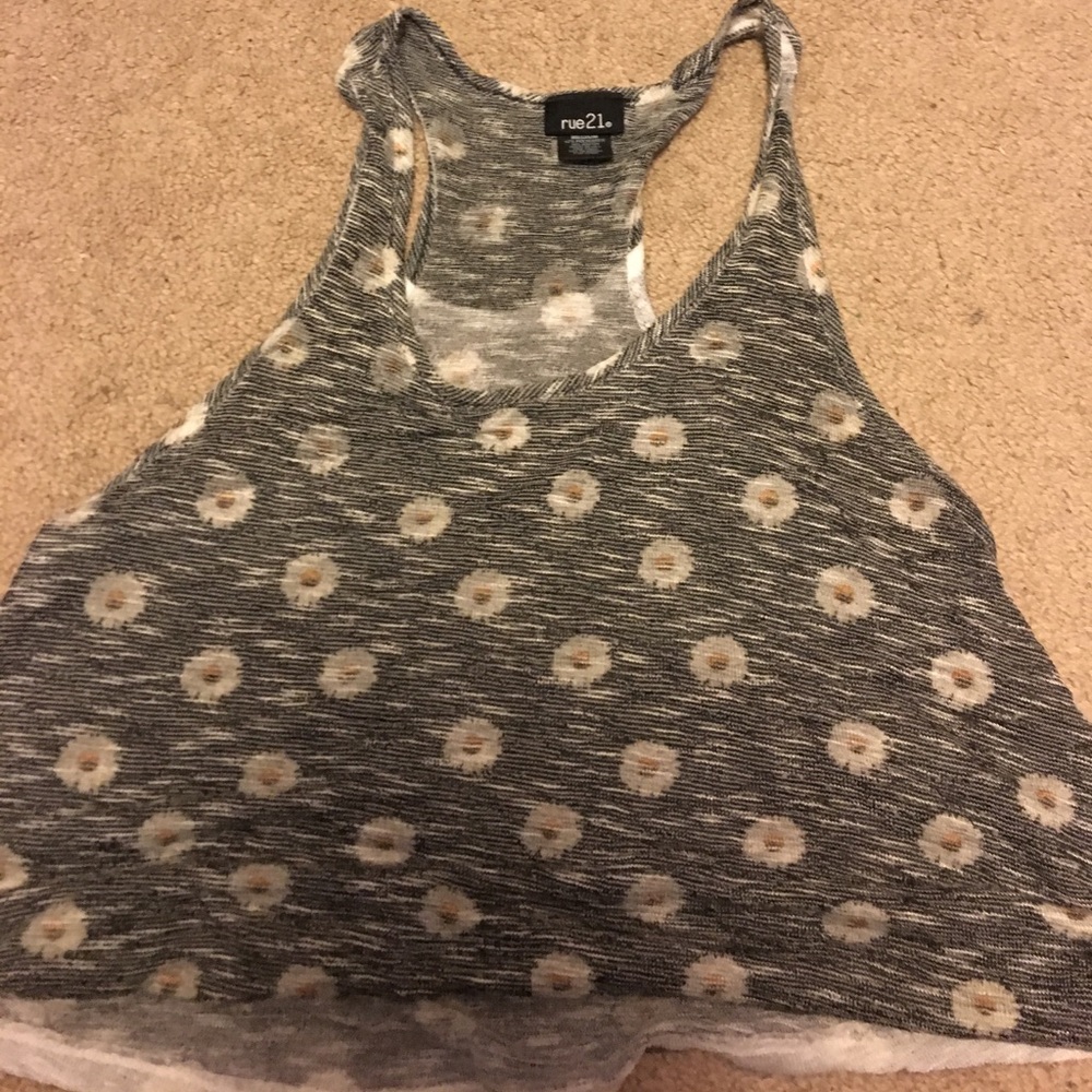 Rue21 daisy printed crop tank