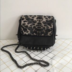 Brandy Melville Bags - Brandy Melville leopard studded bag Brandy Melville Bags - Brandy Melville leopard studded bag