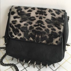 Brandy Melville Bags - Brandy Melville leopard studded bag Brandy Melville Bags - Brandy Melville leopard studded bag