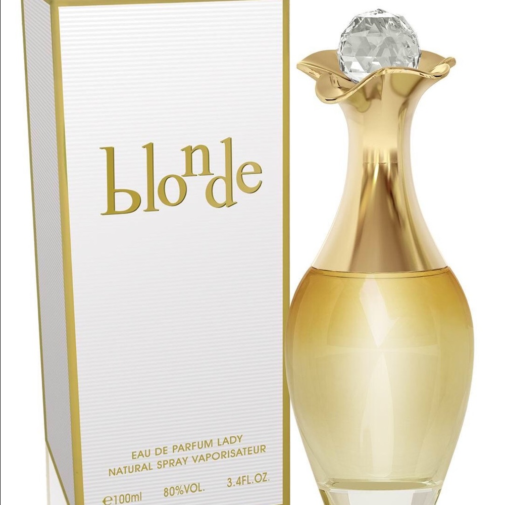 Blonde for Women by Cybele Leroy