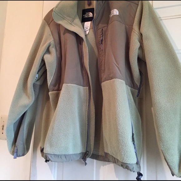 Thick GREEN OR WHITE North face - Picture 2 of 4