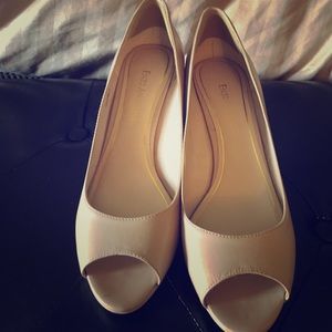 Open toe nude heels