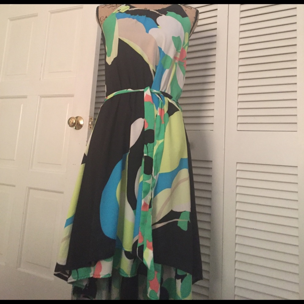Flattering slightly asymmetrical colorful dress.