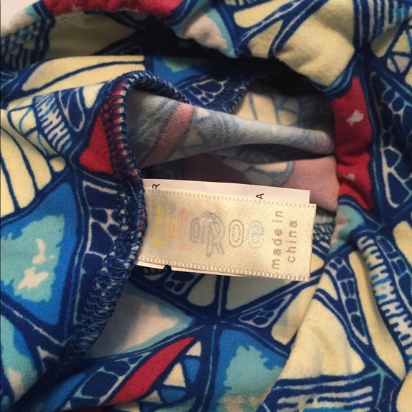 LULAROE OS Abstract Print Leggings (Winter Colors) - Picture 8 of 8