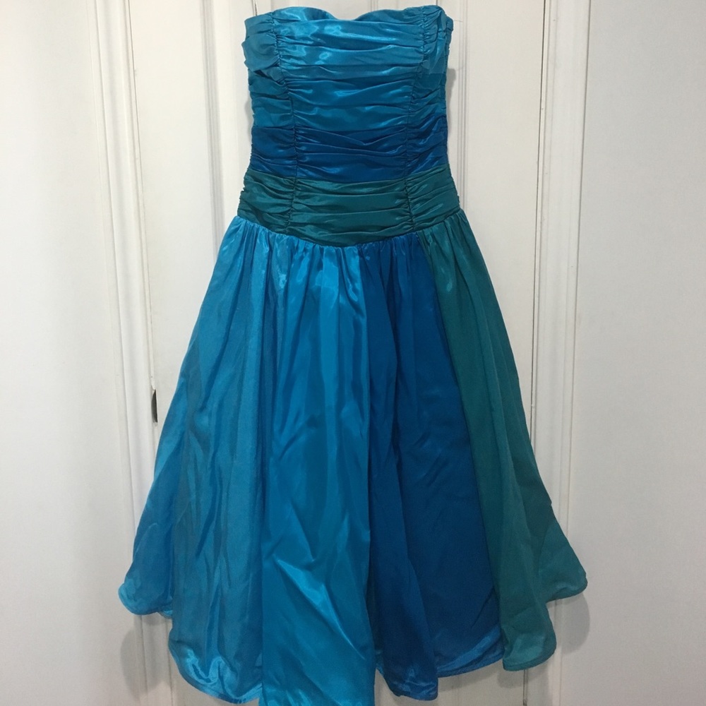 Betsey Johnson evening dress