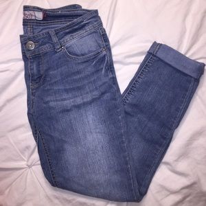 Cropped skinny jeans