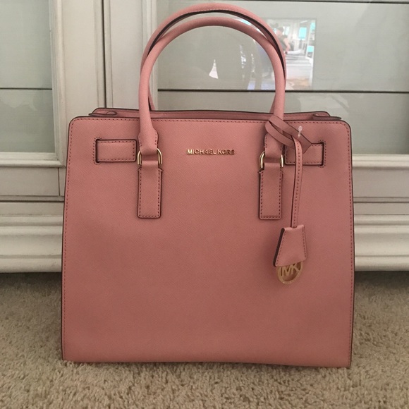 Michael Kors Handbags - Michael Kors pink tote