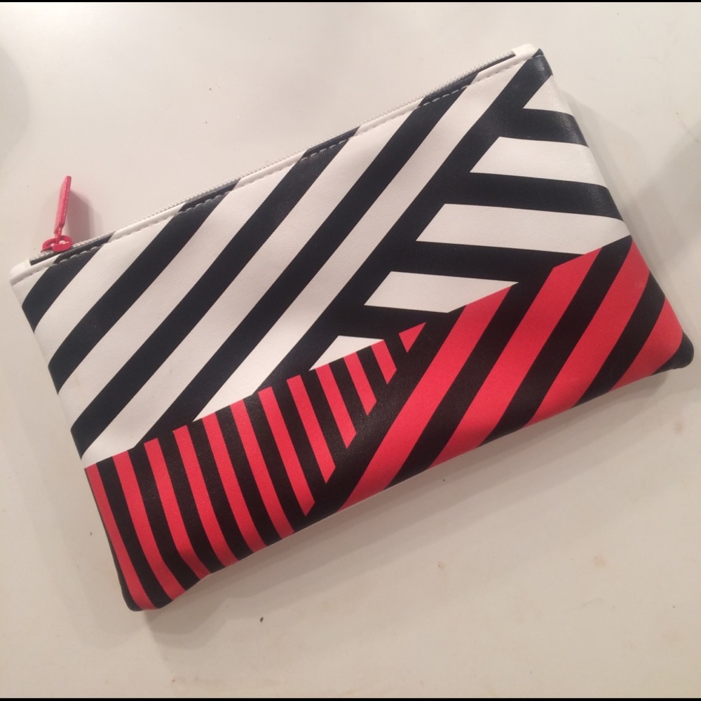 Sephora MakeupBag - FREE SAMPLES