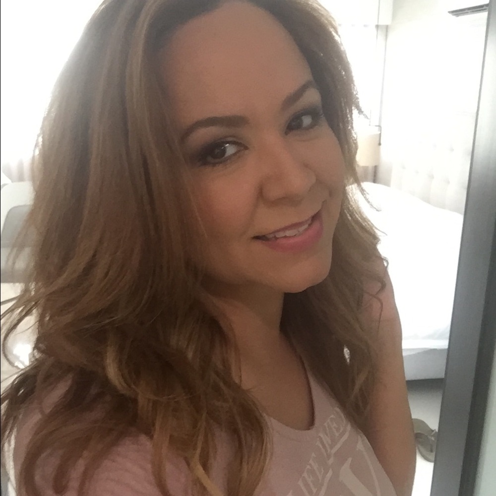 Meet your Posher, Tania