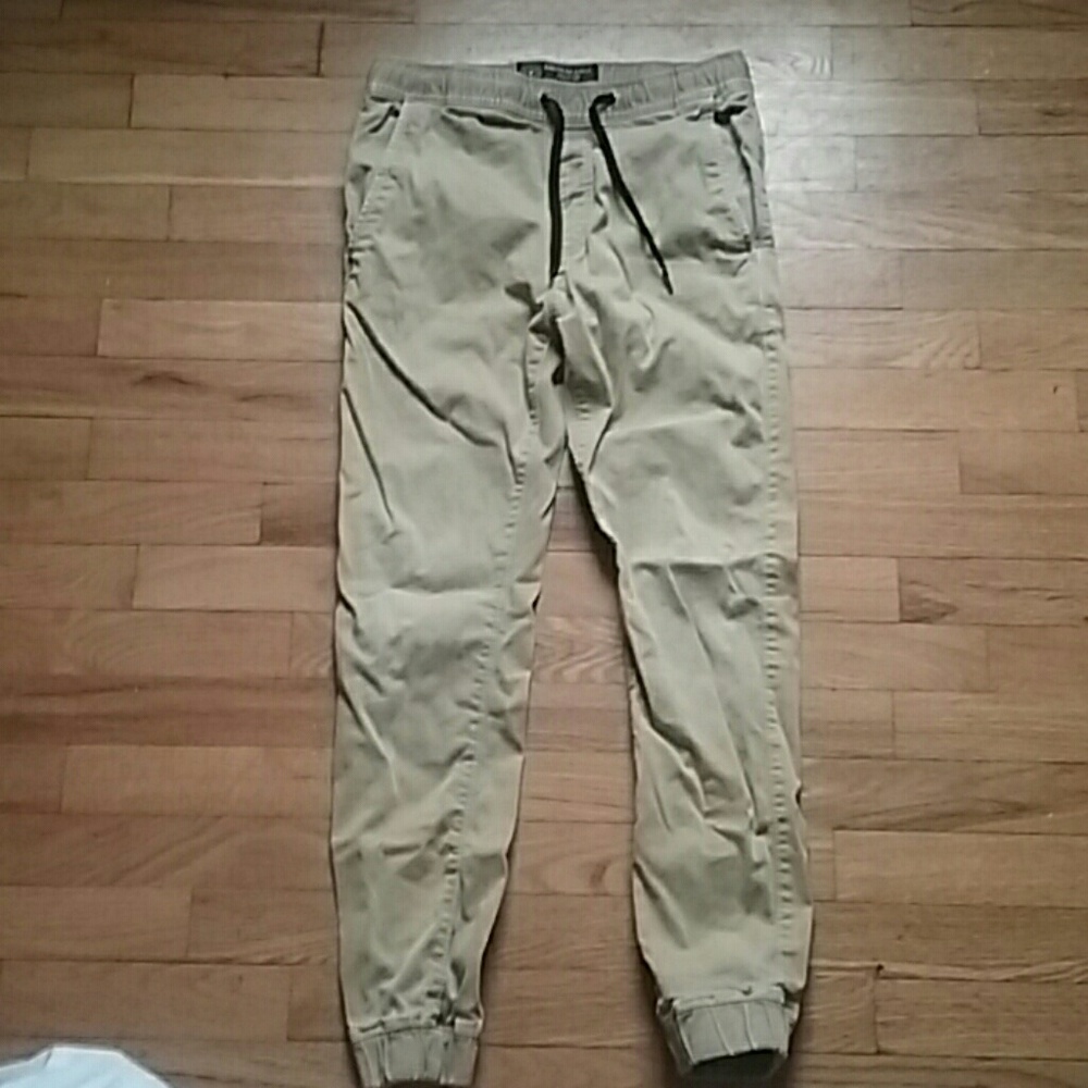 American Eagle Joggers