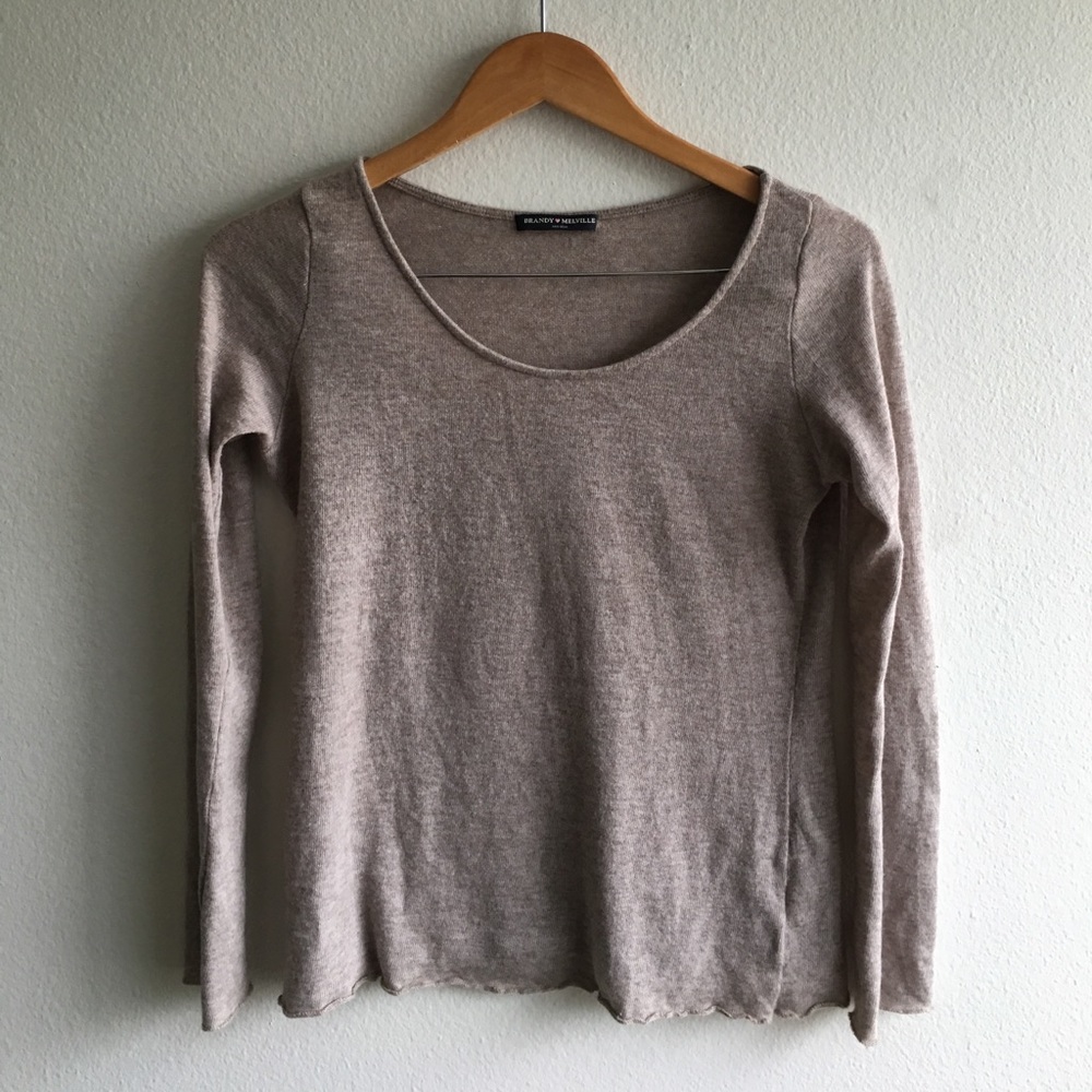 Brandy Melville sweater