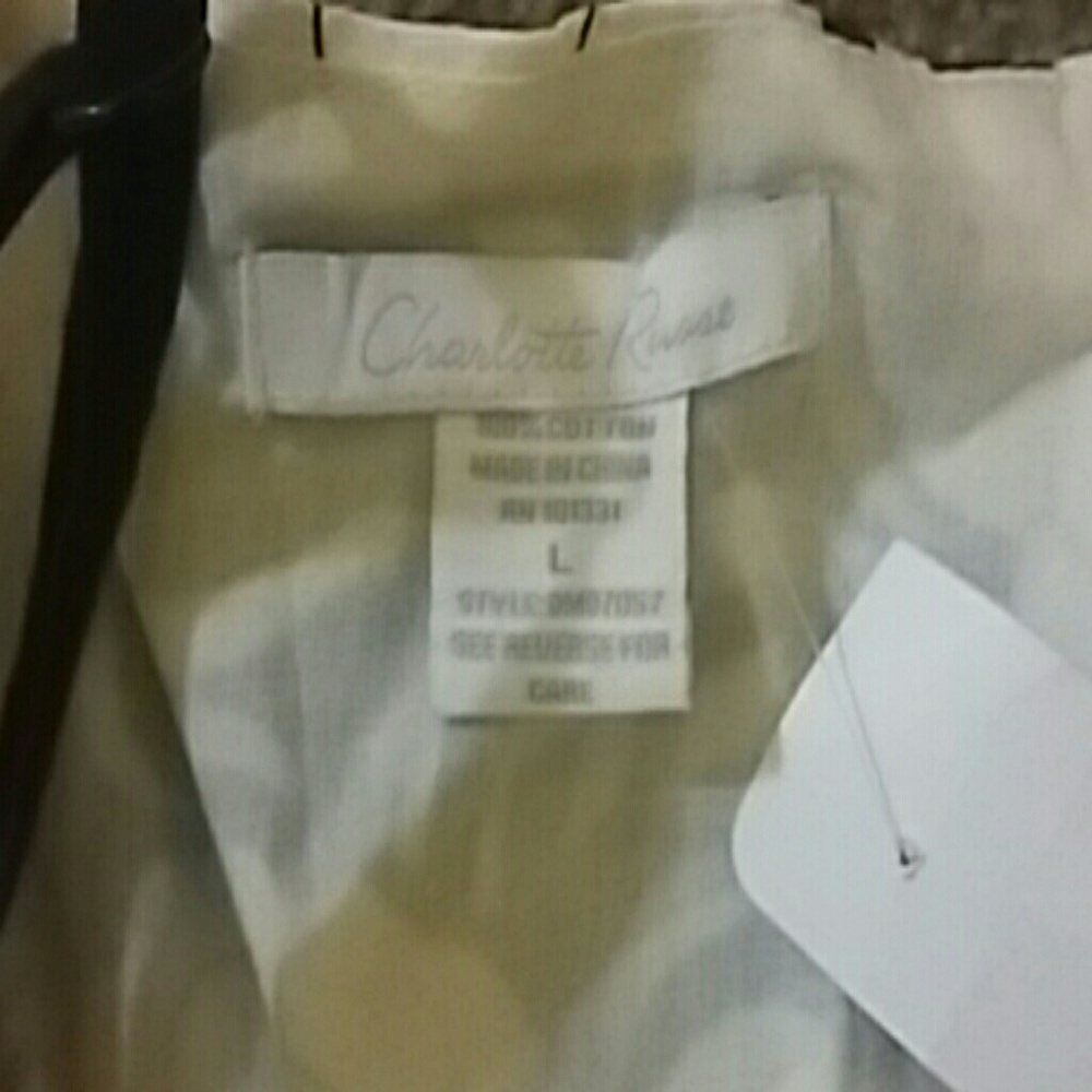 Dress - Picture 2 of 3