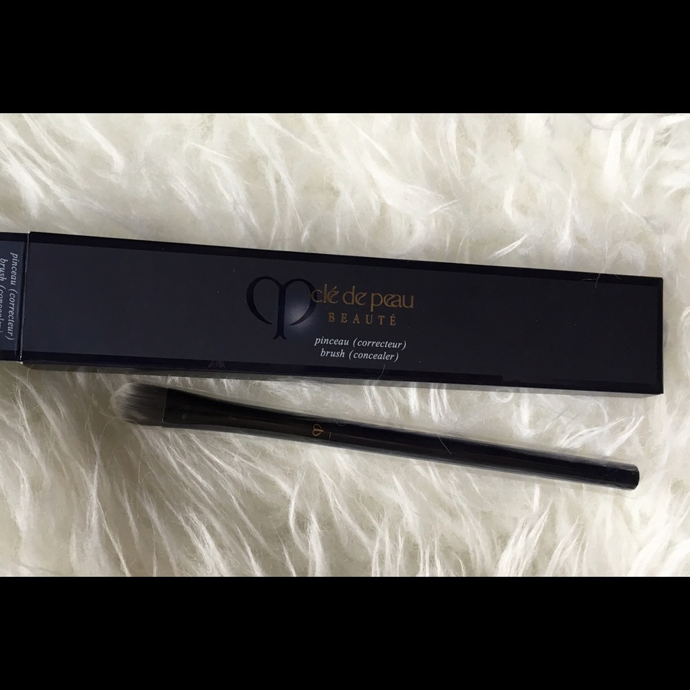 Luxury Cle De Peau Beaute concealer bush New