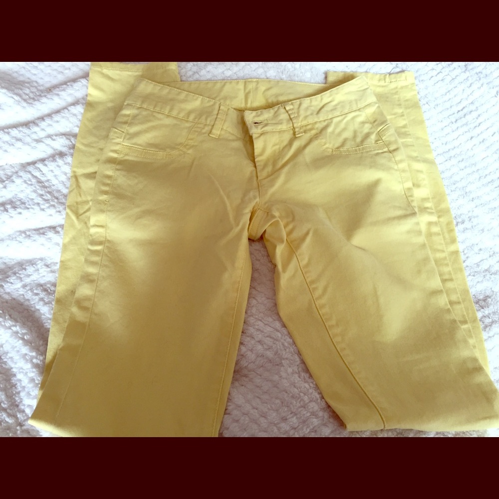 NEW VS SKINNY JEANS LIGHT YELLOW SZ 0