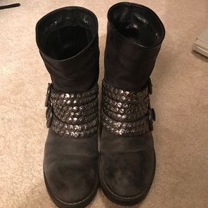 Steve Madden Boots
