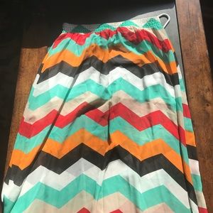 Chevron maxi