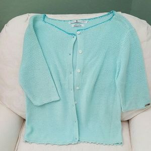 Cute Tommy Hilfiger cardigan.