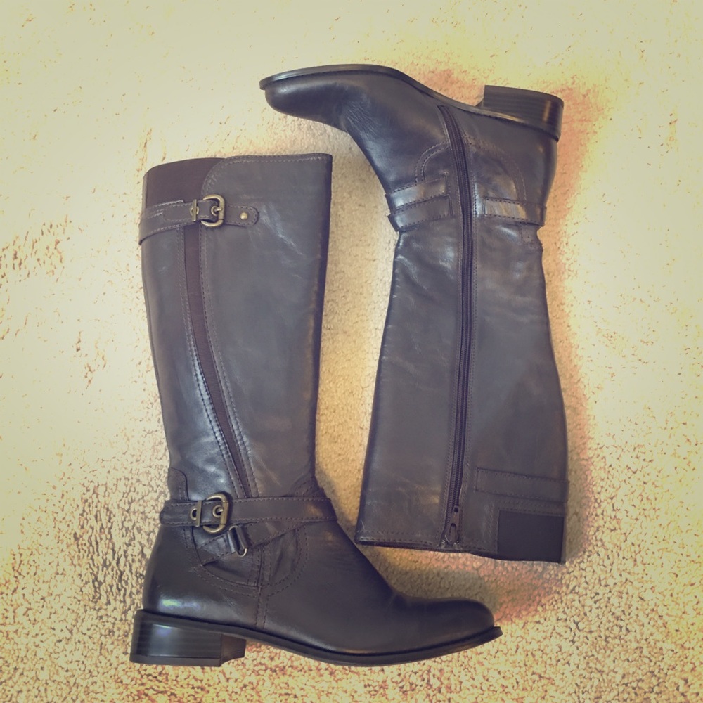Tall dark brown leather Vigotti boots