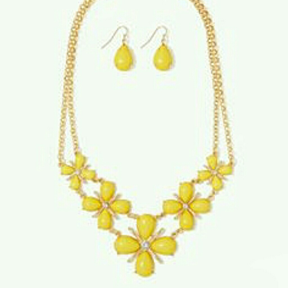 Lemon Drop Statement Necklace and Earrings Set