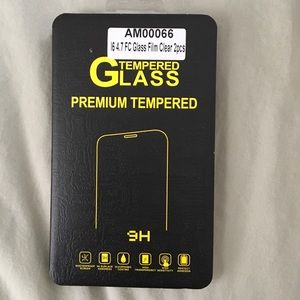 Tempered glass screen cover for white iPhone 6