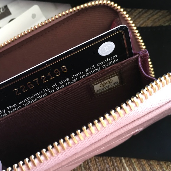 💕Chanel Card Case💕✋🏼Sold - Picture 4 of 8