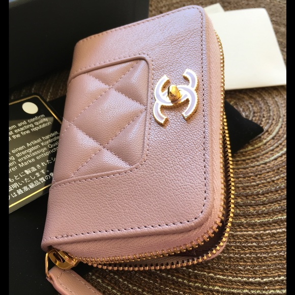 💕Chanel Card Case💕✋🏼Sold - Picture 5 of 8