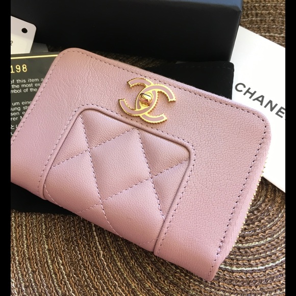 💕Chanel Card Case💕✋🏼Sold - Picture 7 of 8