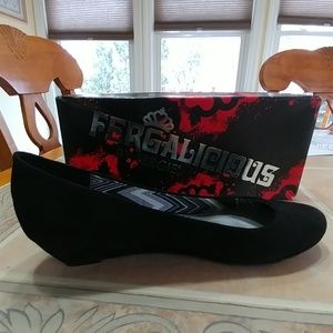 1" Wedge Black Suede Pump