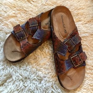 💋 American Eagle Sandals 💋